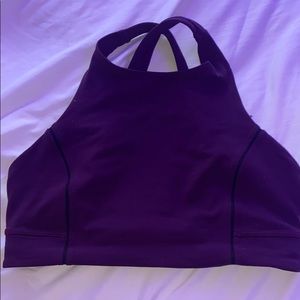 Lululemon sports bra